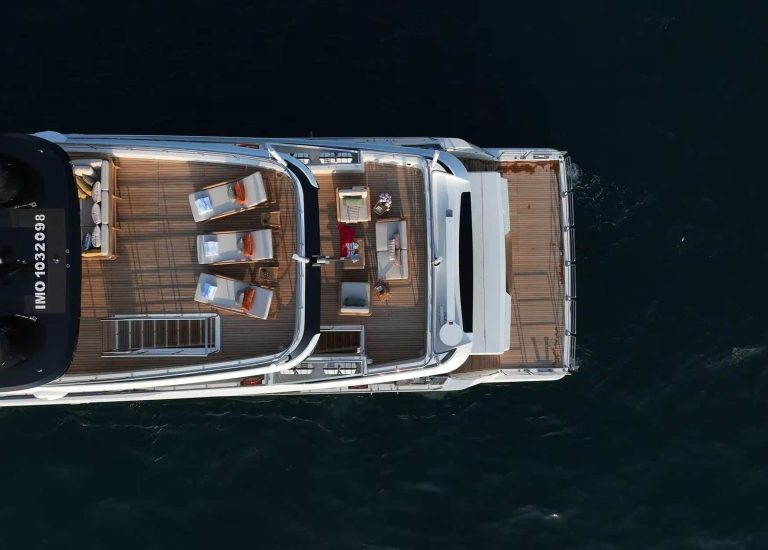Majesty 120 Geulunel cruising