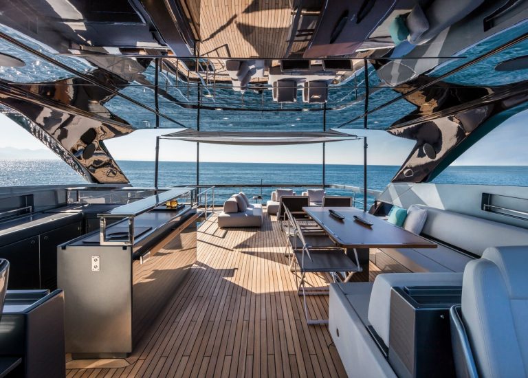 Riva100Corsarohardtop